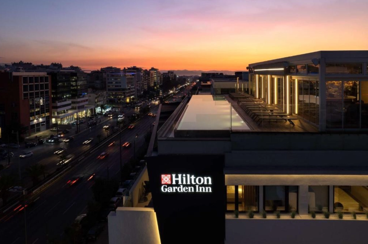 Εξωτερική άποψη του Hilton Garden Inn στην Αθήνα